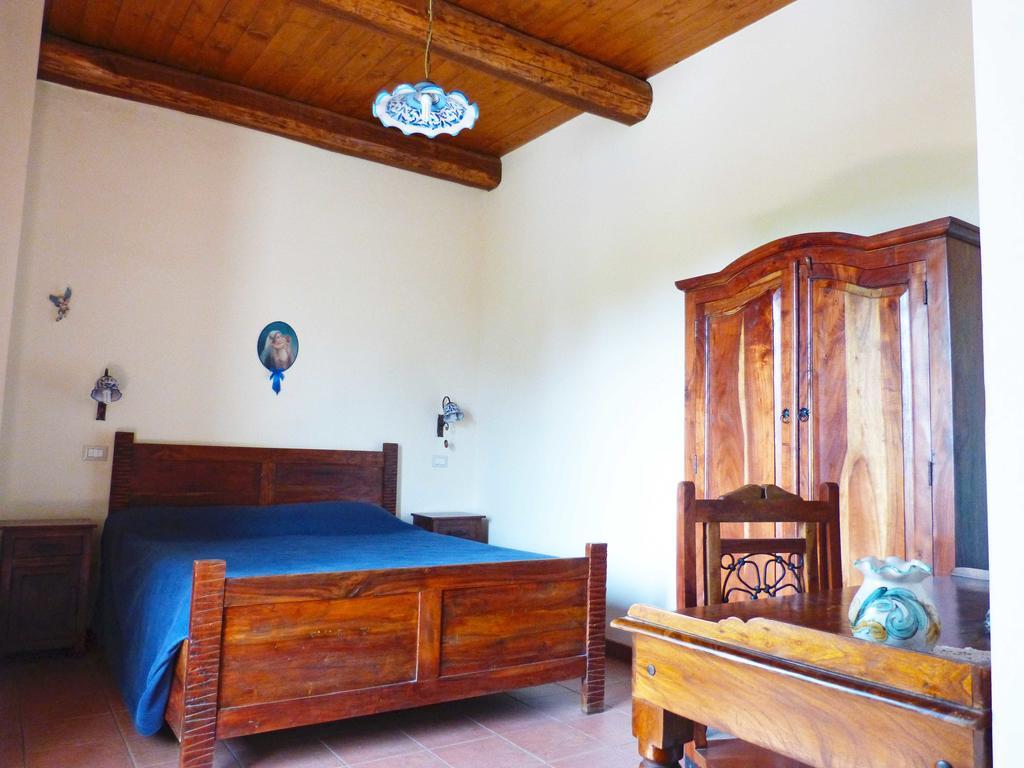 L'Orto Dei Semplici Guest House Маскали Екстериор снимка